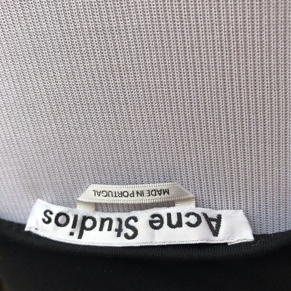 Acne studios nice blouse open on the back. - Picture 7 of 8